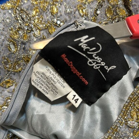 Mac Duggal 5308 Elegant platinum long-sleeved evening gown adorned beading 14 - Picture 12 of 14